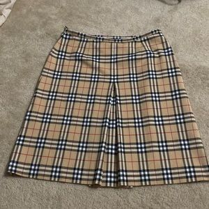 Burberry skirt